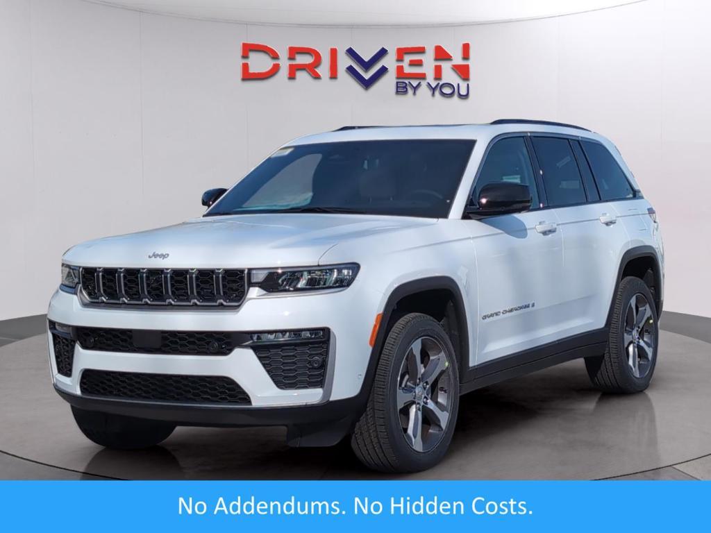 new 2026 Jeep Grand Cherokee car, priced at $48,756