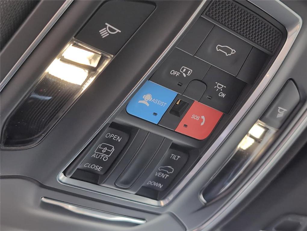 new 2025 Jeep Grand Cherokee car, priced at $37,284