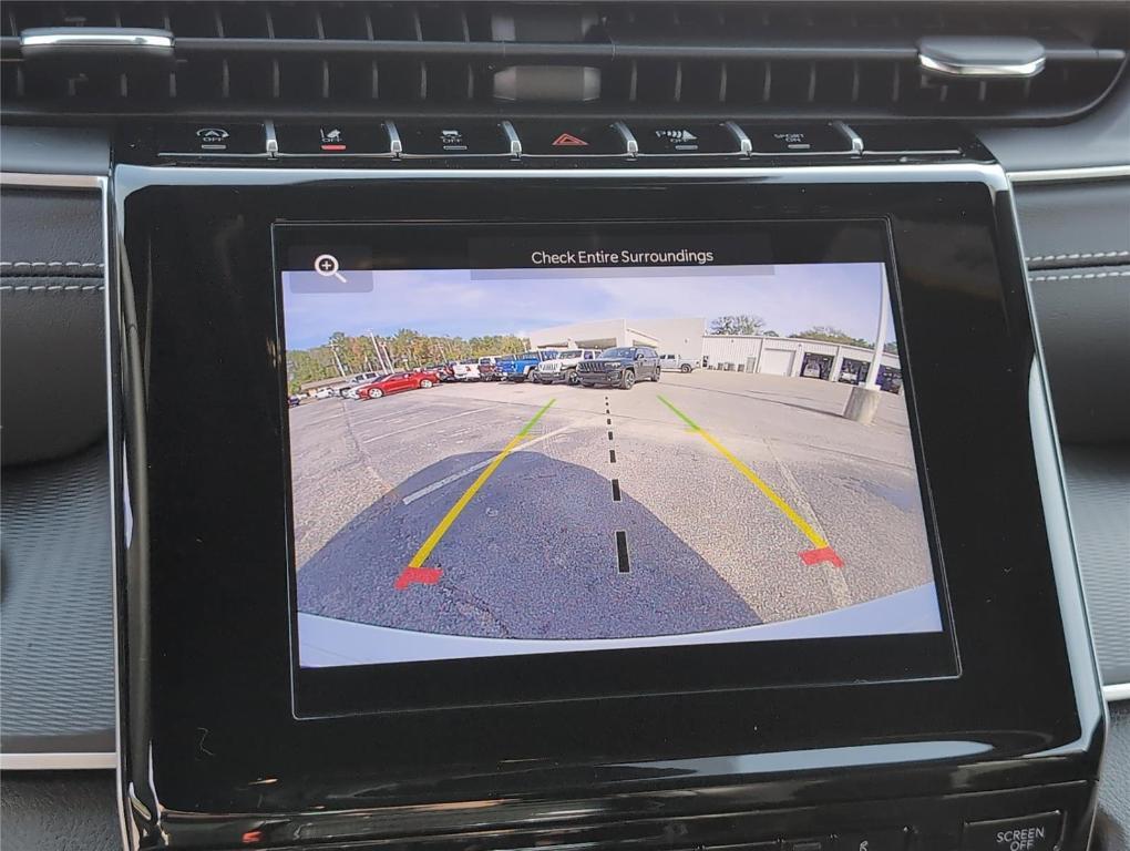 new 2025 Jeep Grand Cherokee car, priced at $37,084