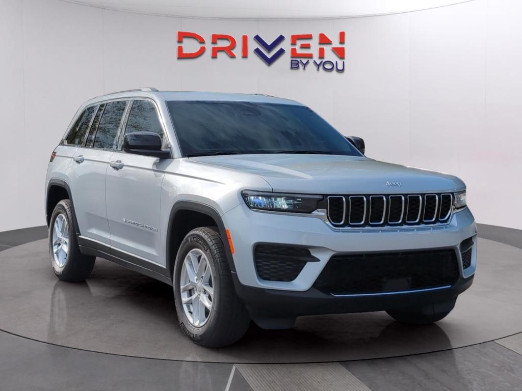 new 2025 Jeep Grand Cherokee car, priced at $36,985