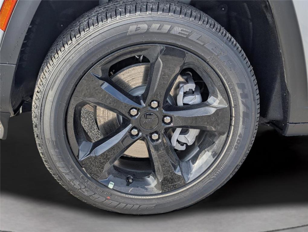 new 2025 Jeep Grand Cherokee L car, priced at $42,452