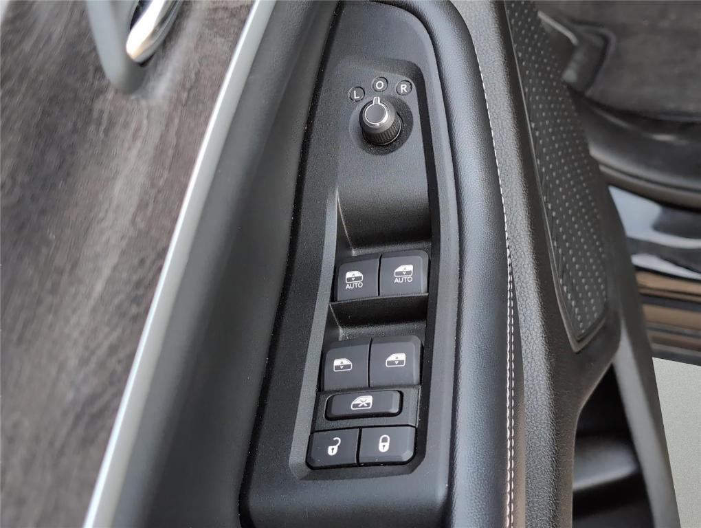 used 2024 Jeep Grand Cherokee L car, priced at $31,499