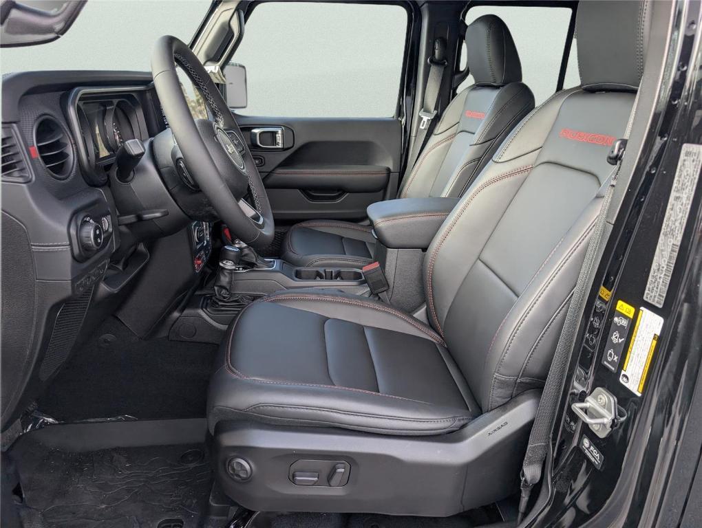 new 2026 Jeep Gladiator car, priced at $62,677