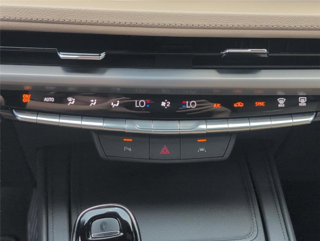 used 2025 Cadillac XT4 car, priced at $33,975