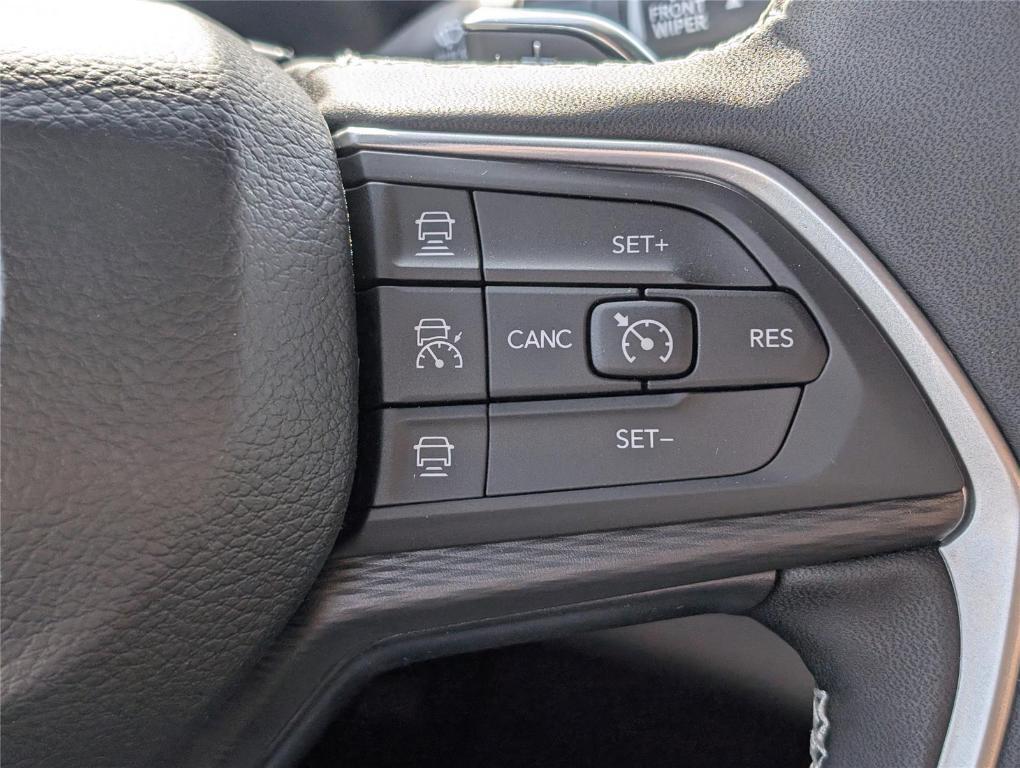 new 2025 Jeep Grand Cherokee L car, priced at $40,452