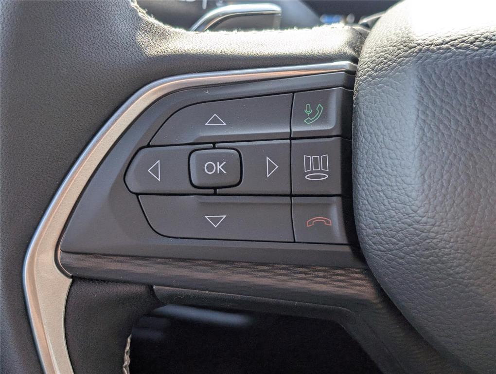 new 2025 Jeep Grand Cherokee L car, priced at $40,452