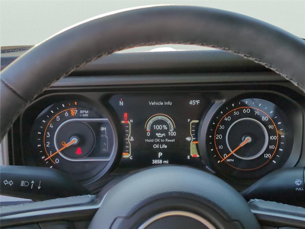 new 2025 Jeep Gladiator car, priced at $39,490