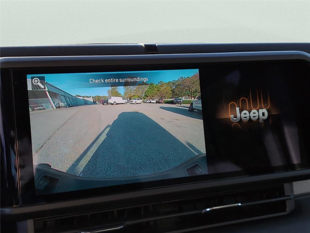 new 2025 Jeep Gladiator car, priced at $39,490