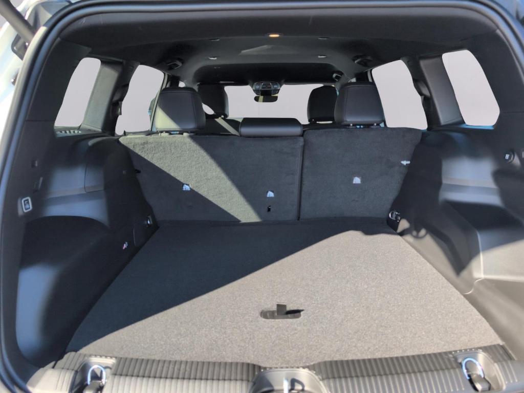 new 2026 Jeep Cherokee car, priced at $42,035