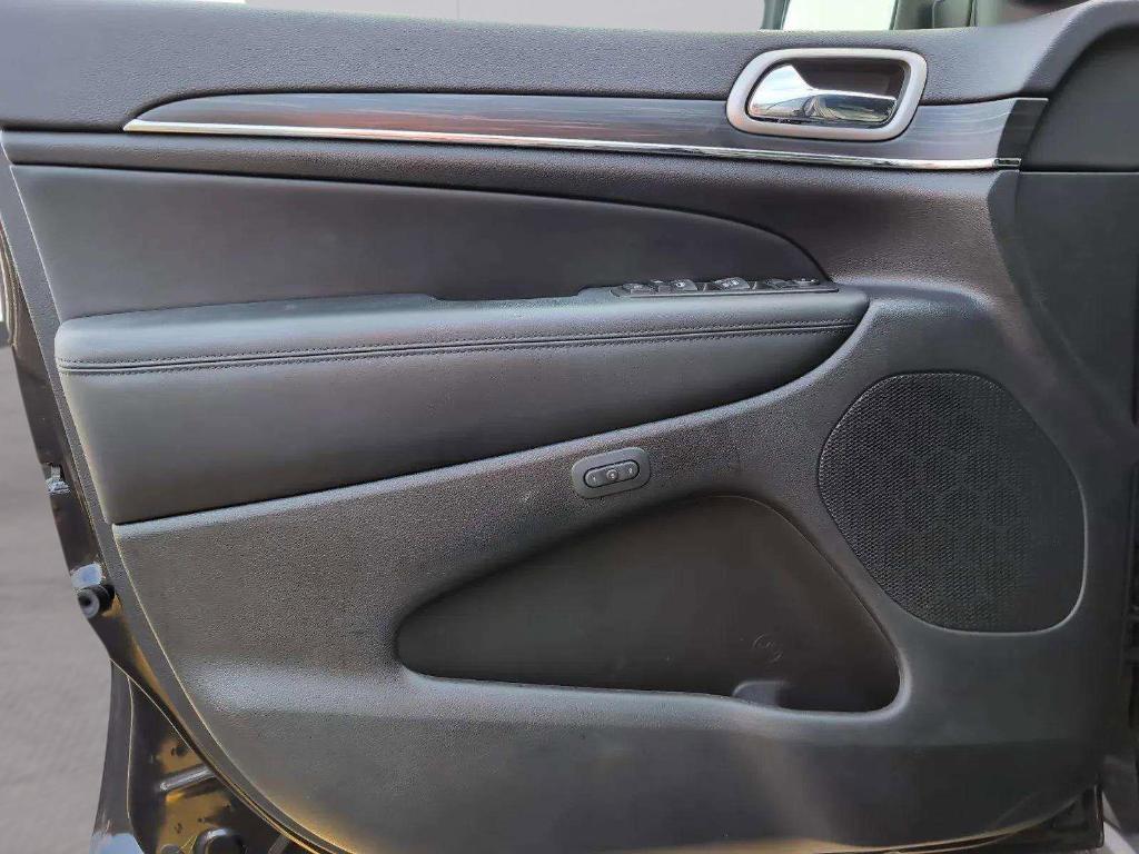 used 2021 Jeep Grand Cherokee car, priced at $26,799