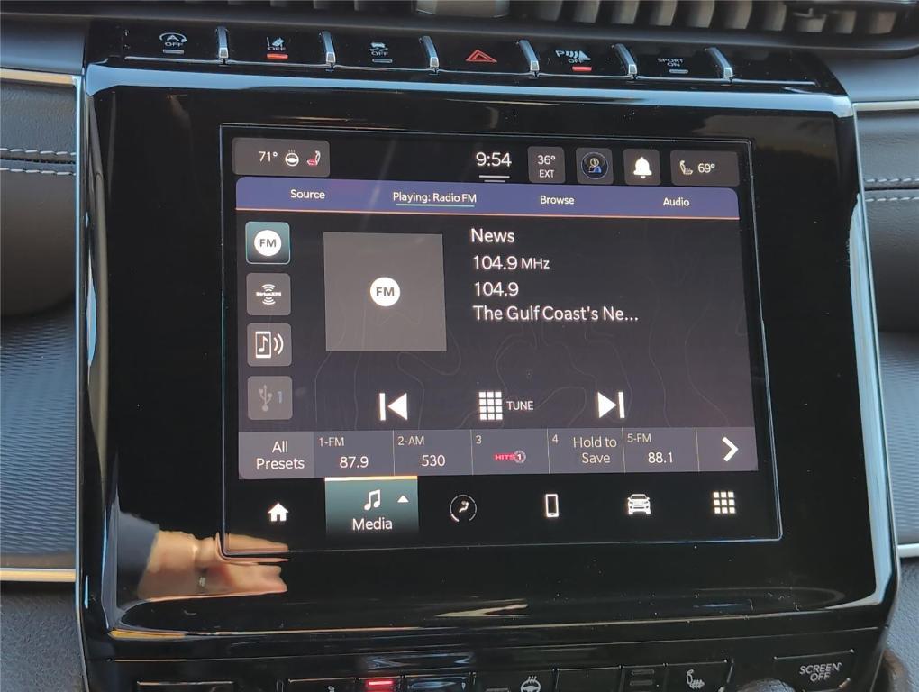 new 2025 Jeep Grand Cherokee L car, priced at $44,392