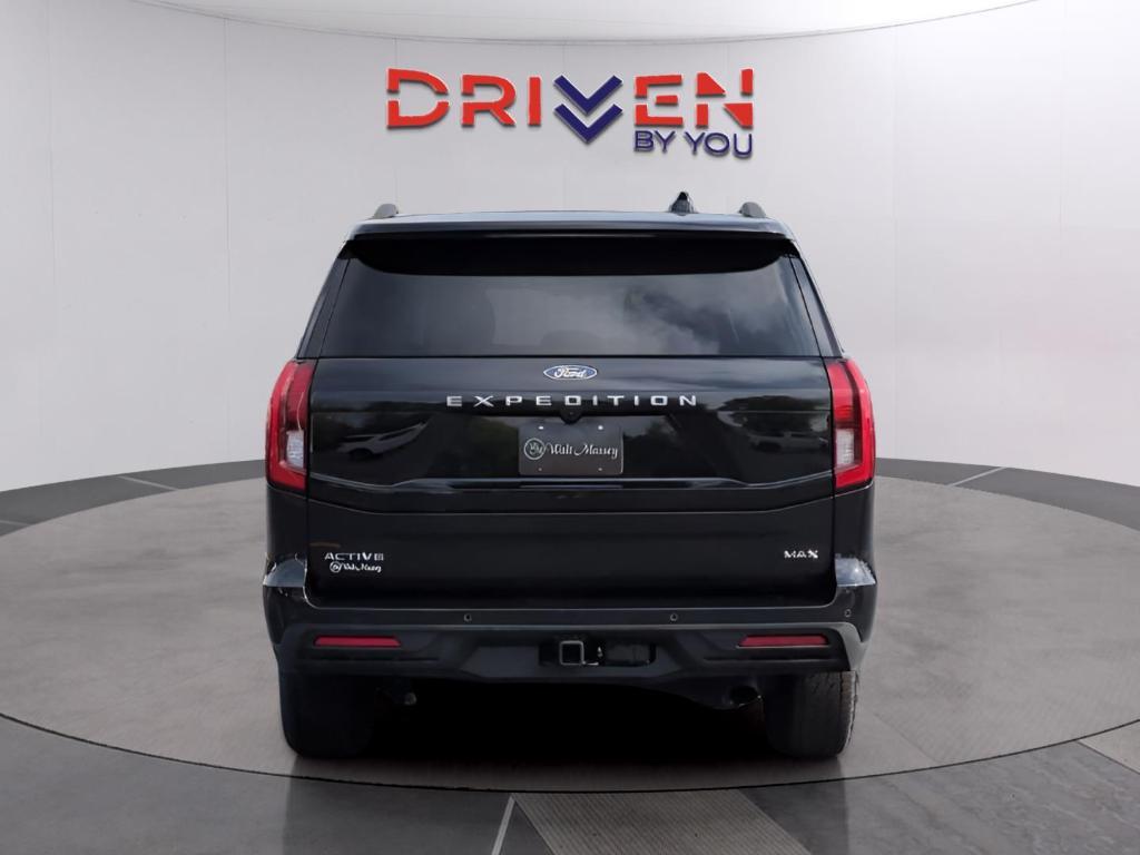 used 2025 Ford Expedition Max car, priced at $54,589