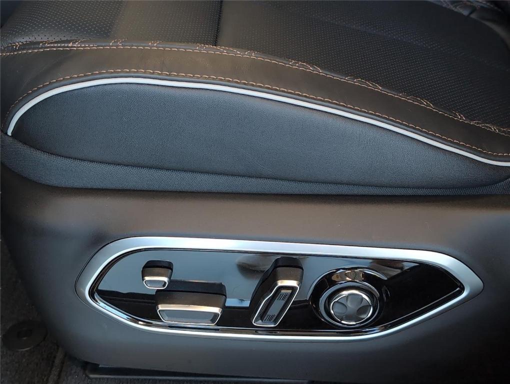 new 2025 Jeep Grand Cherokee L car, priced at $58,448