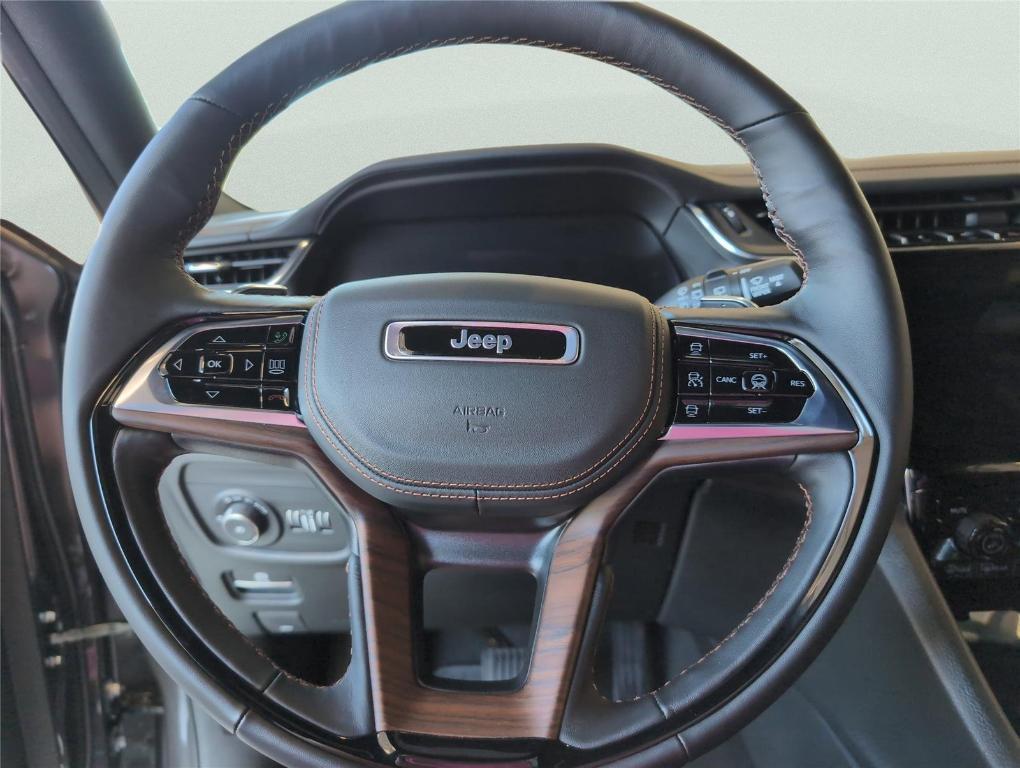 new 2025 Jeep Grand Cherokee L car, priced at $58,448