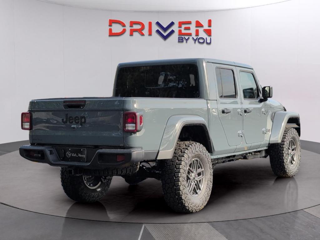 new 2026 Jeep Gladiator car, priced at $58,292