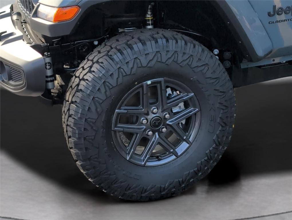 new 2026 Jeep Gladiator car, priced at $58,292