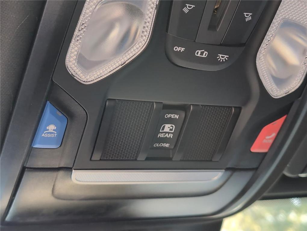 new 2025 Ram 2500 car, priced at $59,570