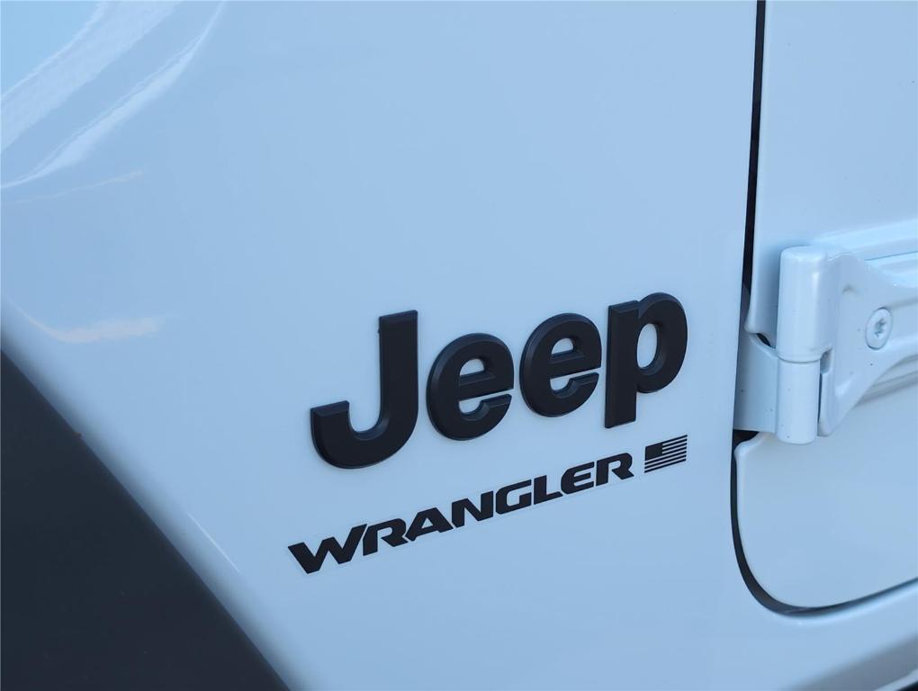 new 2026 Jeep Wrangler car, priced at $40,290