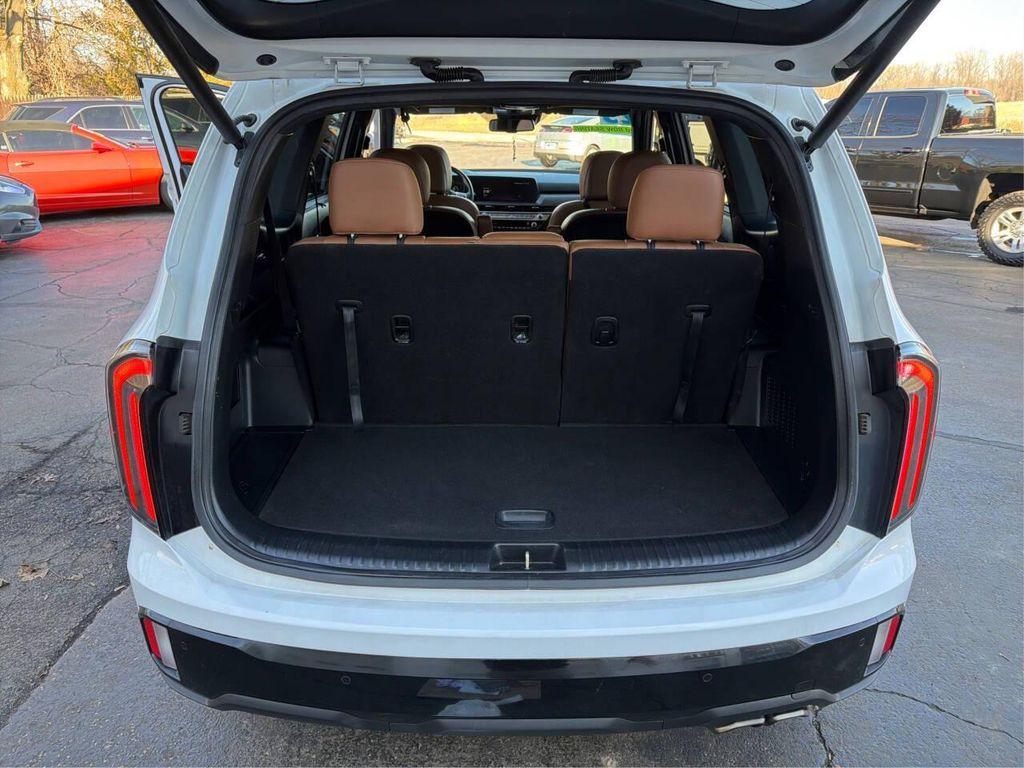 used 2024 Kia Telluride car, priced at $34,990