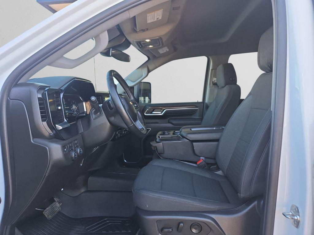 used 2025 Chevrolet Silverado 2500 car, priced at $55,688