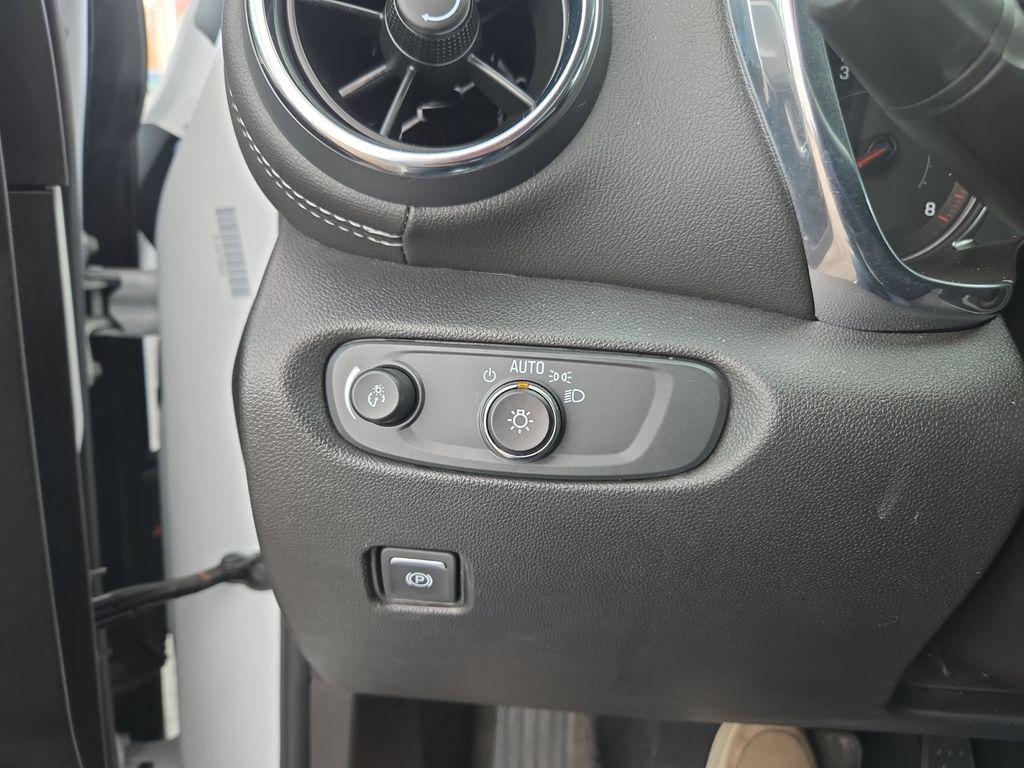 used 2024 Chevrolet Blazer car, priced at $24,898