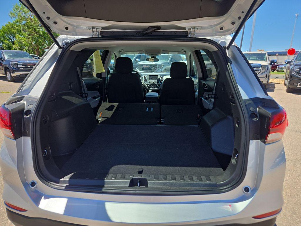 used 2022 Chevrolet Equinox car, priced at $18,660