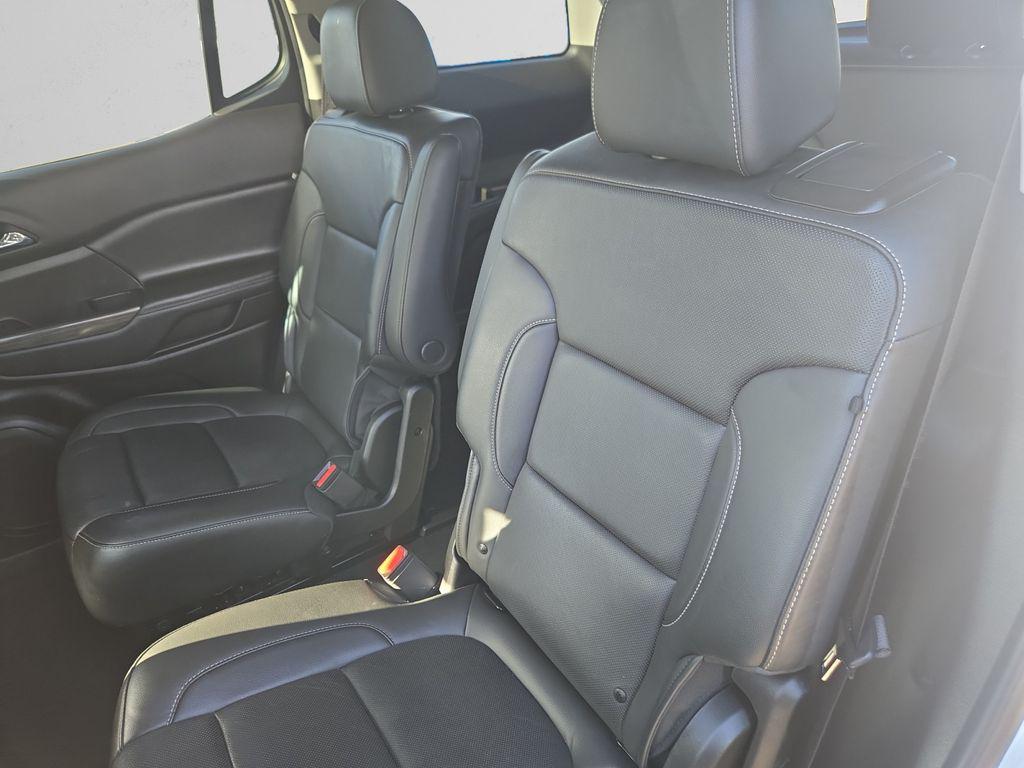 used 2023 GMC Acadia car, priced at $27,388