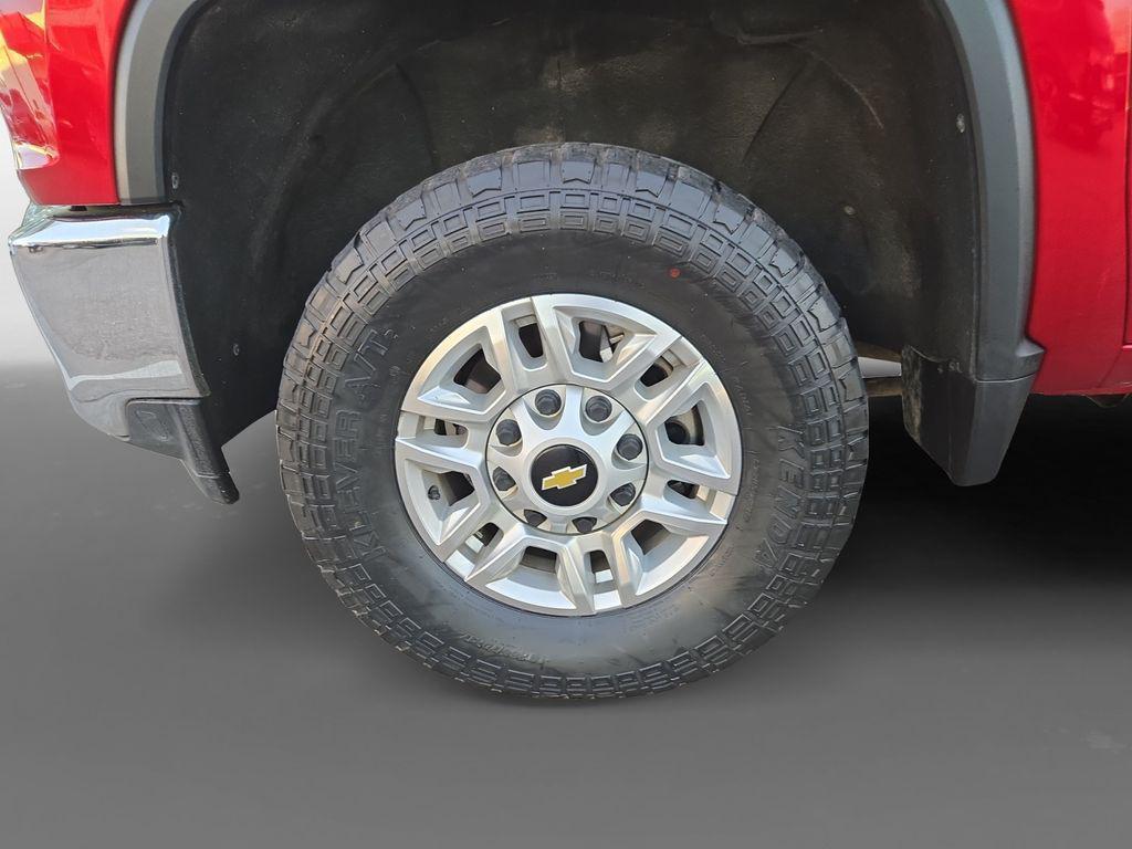 used 2022 Chevrolet Silverado 2500 car, priced at $40,795