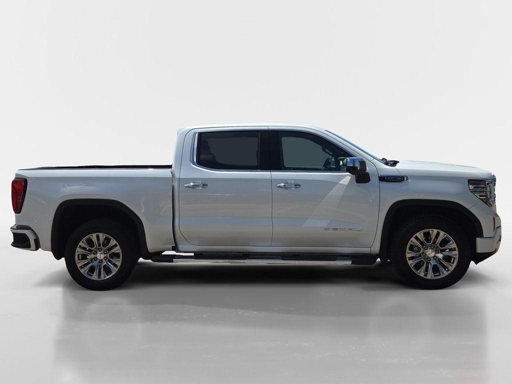 used 2022 GMC Sierra 1500 car, priced at $49,288