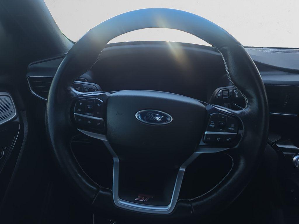 used 2022 Ford Explorer car, priced at $35,288