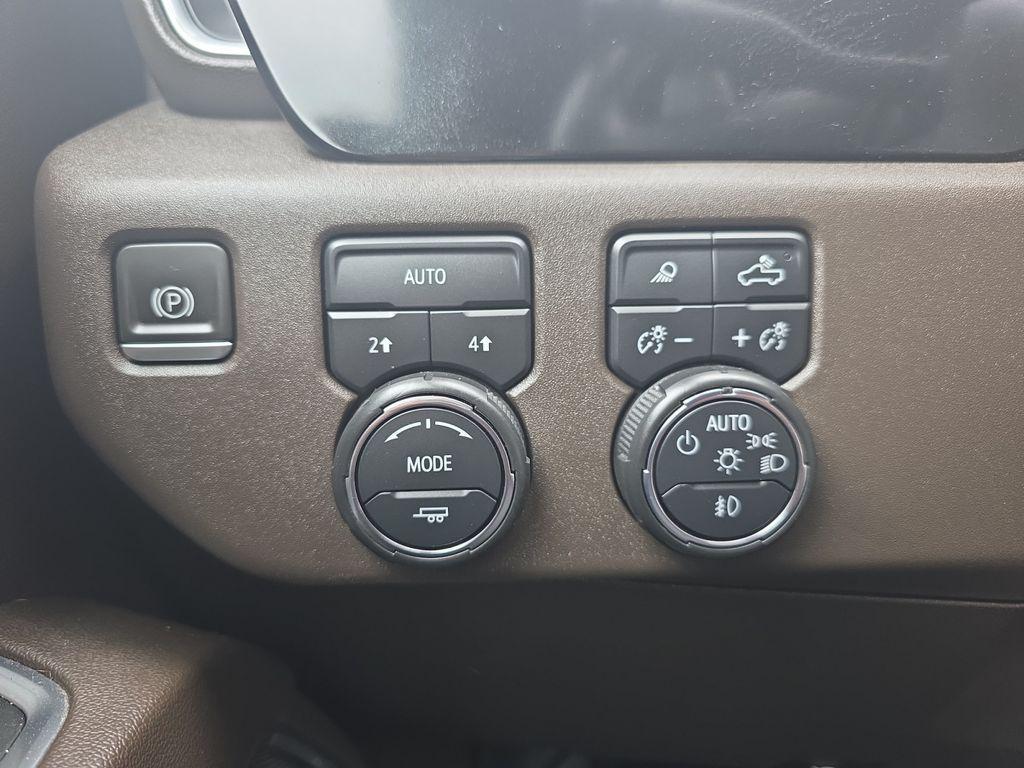 used 2022 Chevrolet Silverado 1500 car, priced at $41,543