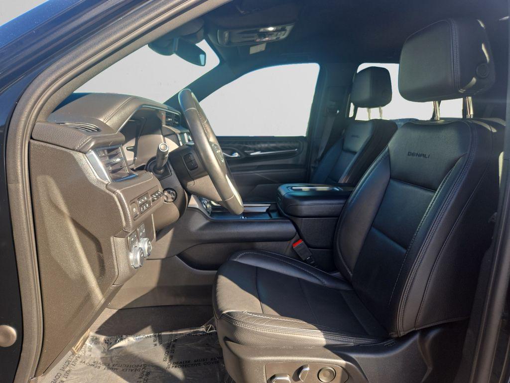 used 2023 GMC Yukon car, priced at $59,788