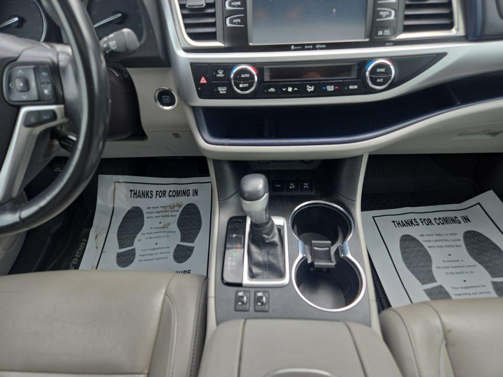 used 2018 Toyota Highlander car, priced at $17,888