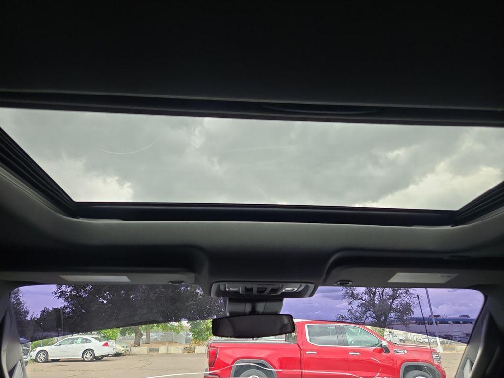 used 2022 GMC Sierra 1500 car, priced at $39,488