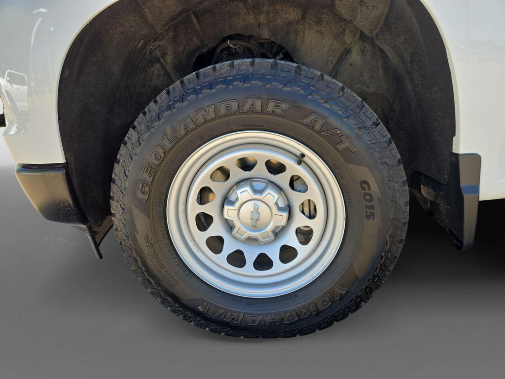 used 2024 Chevrolet Silverado 1500 car, priced at $30,788