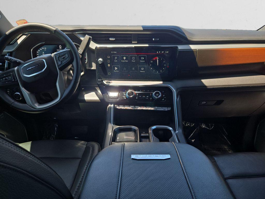used 2025 GMC Sierra 2500 car, priced at $75,897