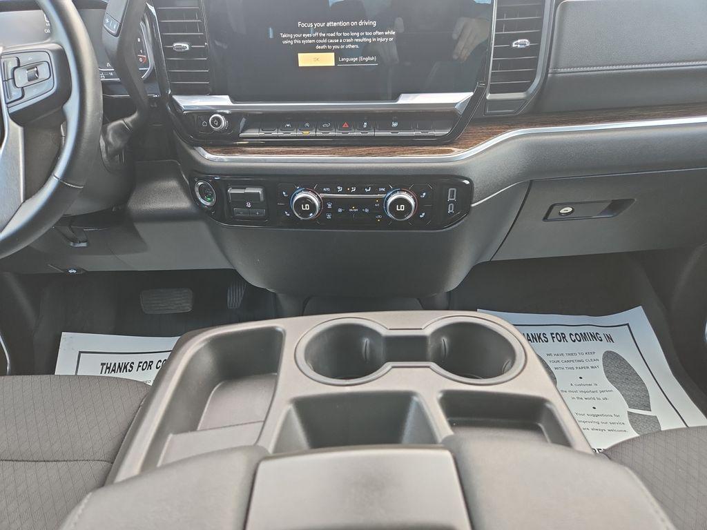 used 2023 GMC Sierra 1500 car, priced at $40,885