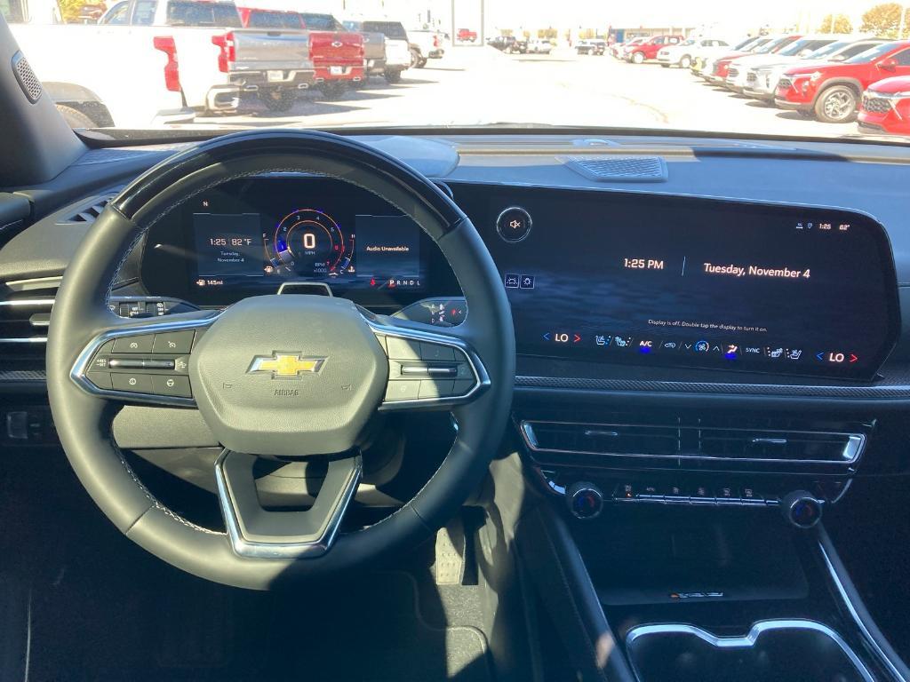 new 2026 Chevrolet Traverse car, priced at $55,285