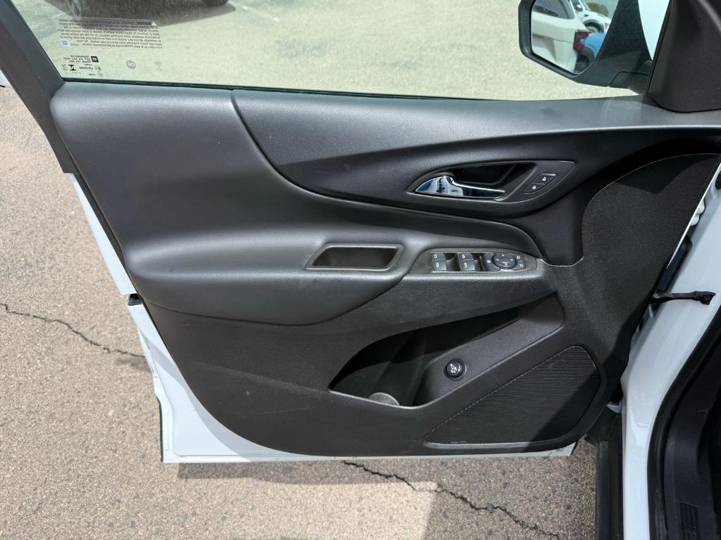 used 2024 Chevrolet Equinox car, priced at $23,879