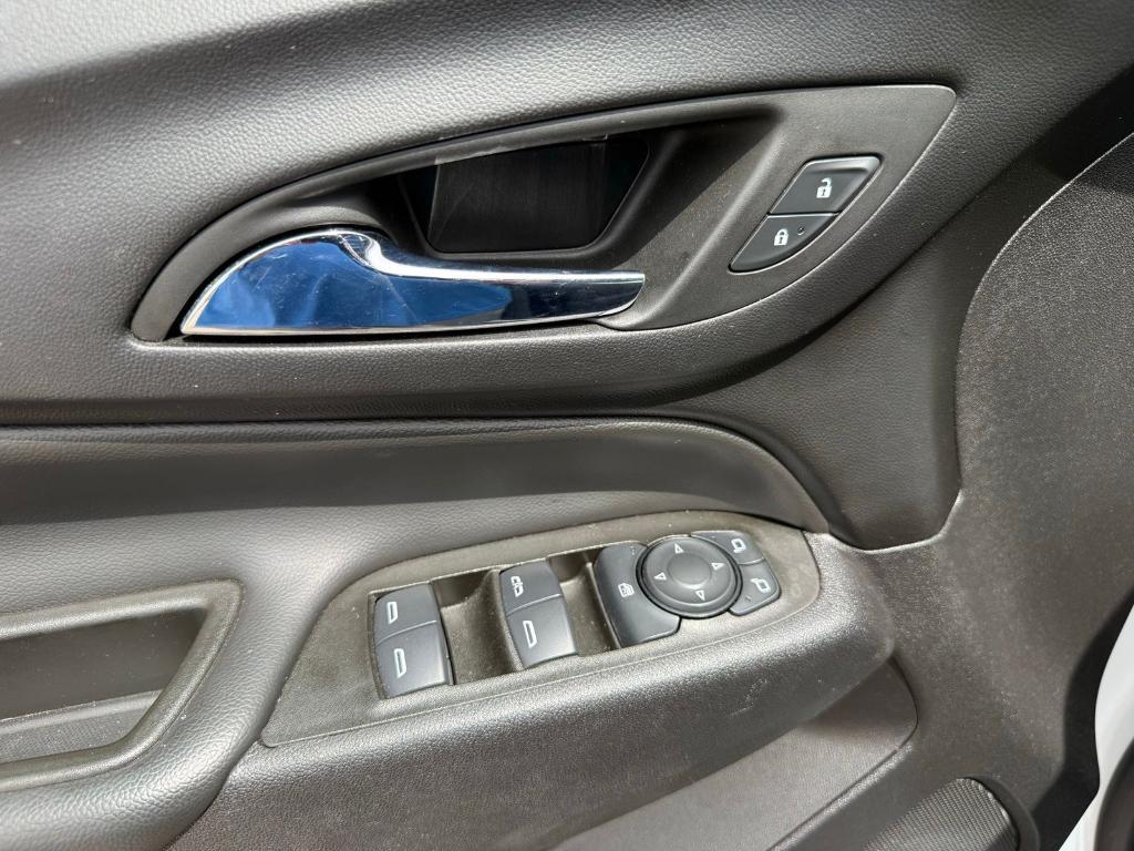 used 2024 Chevrolet Equinox car, priced at $23,879