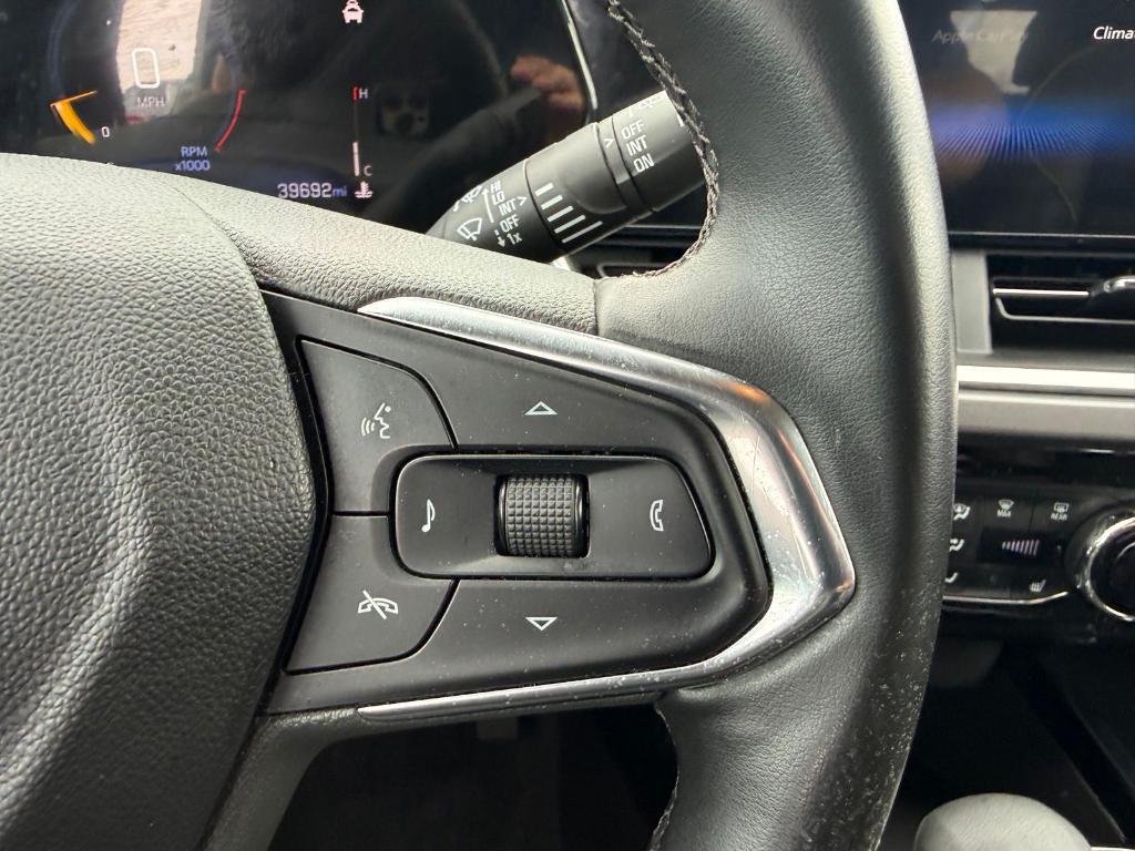 used 2025 Chevrolet Trax car, priced at $23,394