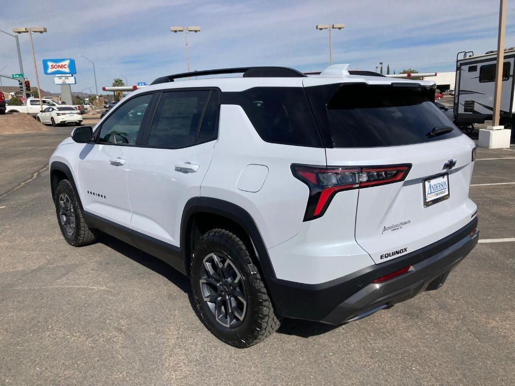 new 2026 Chevrolet Equinox car, priced at $33,498
