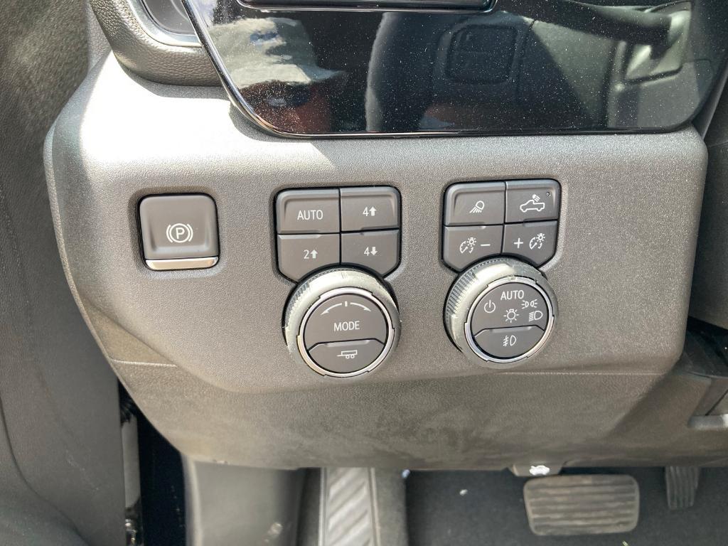 new 2025 Chevrolet Silverado 2500 car, priced at $65,212