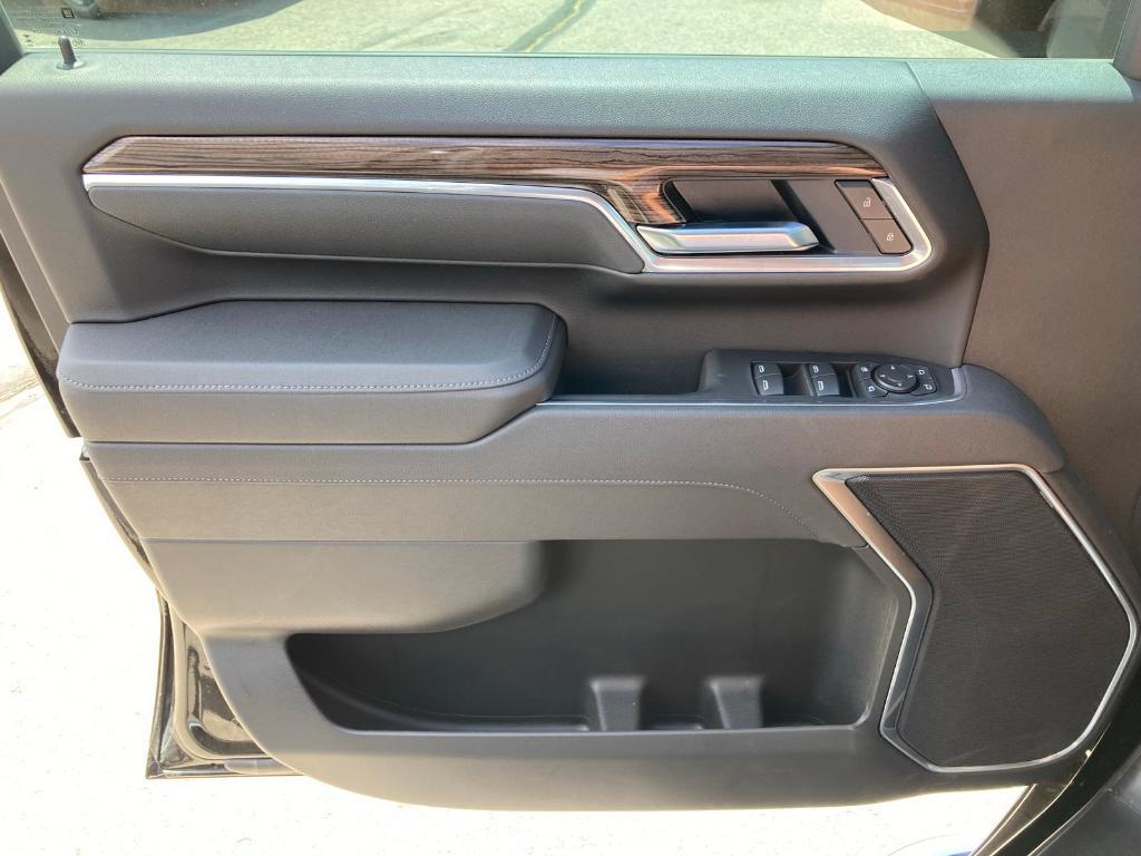 new 2025 Chevrolet Silverado 2500 car, priced at $65,212