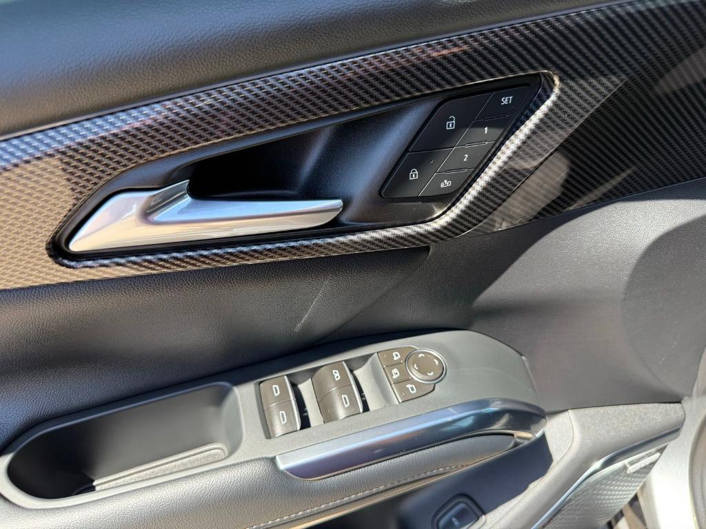 new 2026 Chevrolet Traverse car, priced at $57,784