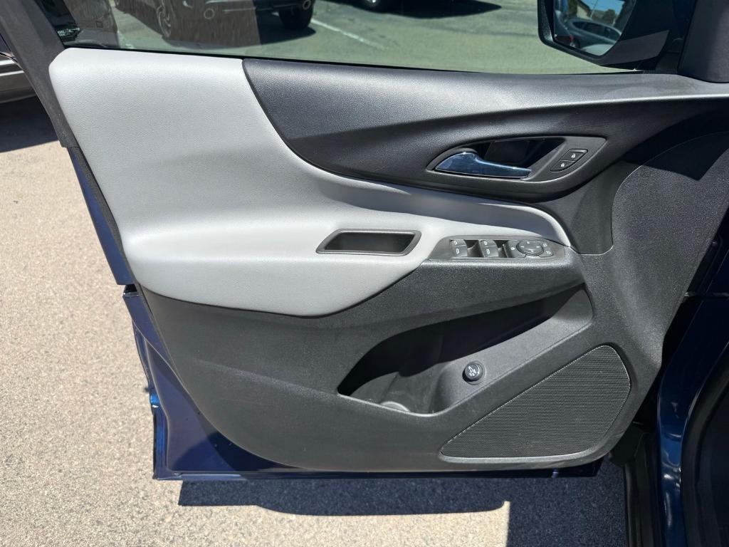 used 2022 Chevrolet Equinox car, priced at $22,466