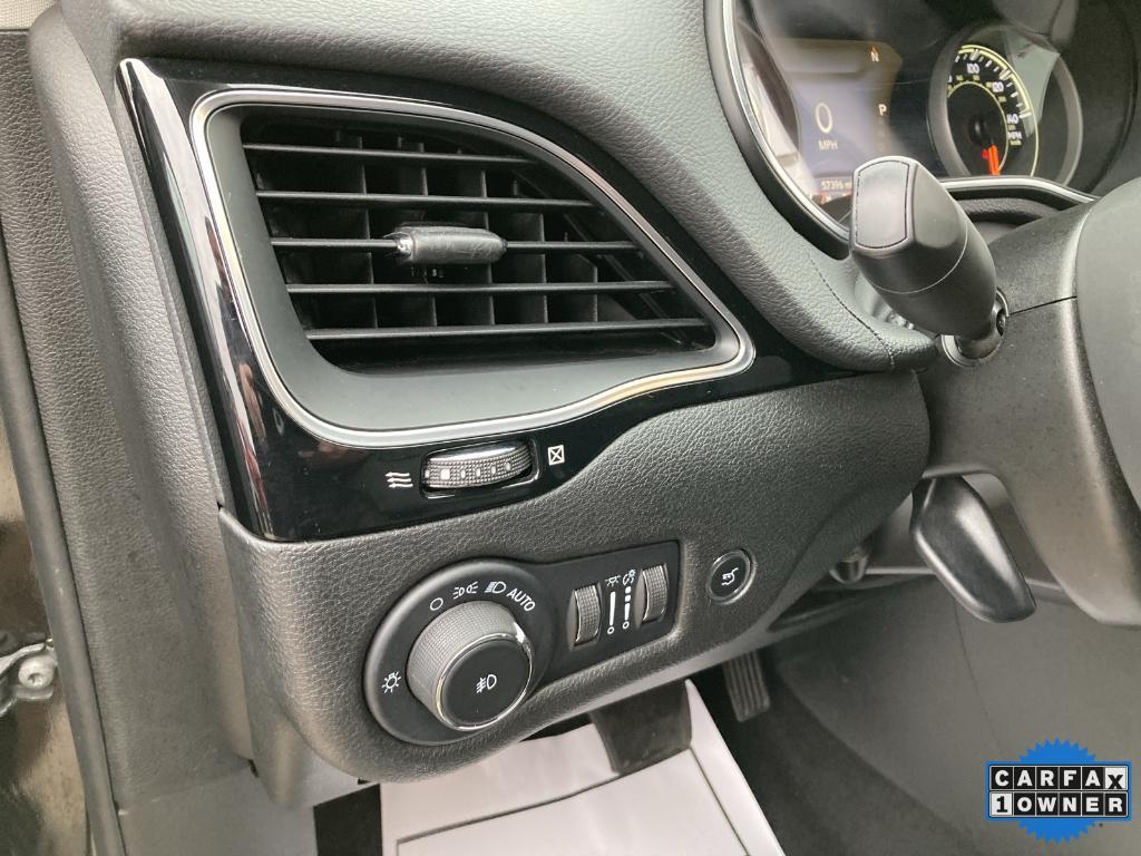 used 2023 Jeep Cherokee car, priced at $20,190