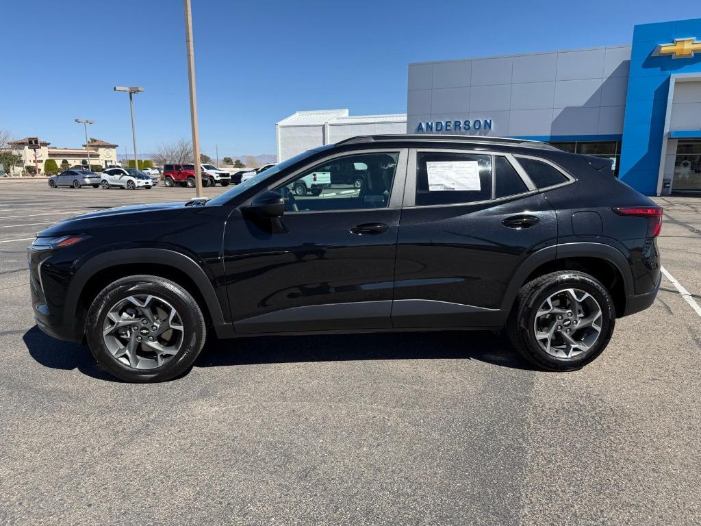 used 2024 Chevrolet Trax car, priced at $19,477
