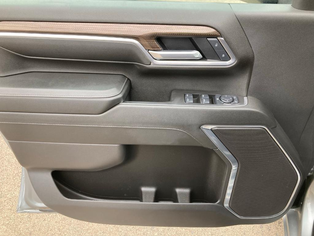 used 2025 Chevrolet Silverado 2500 car, priced at $61,323