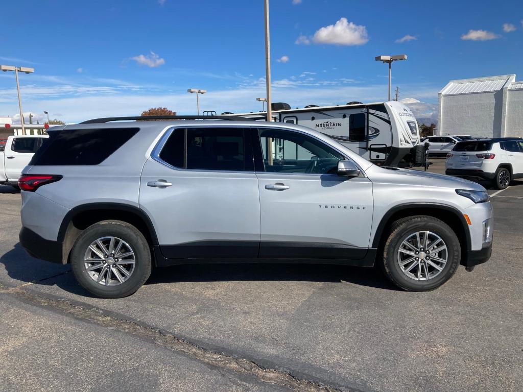 used 2022 Chevrolet Traverse car, priced at $26,353